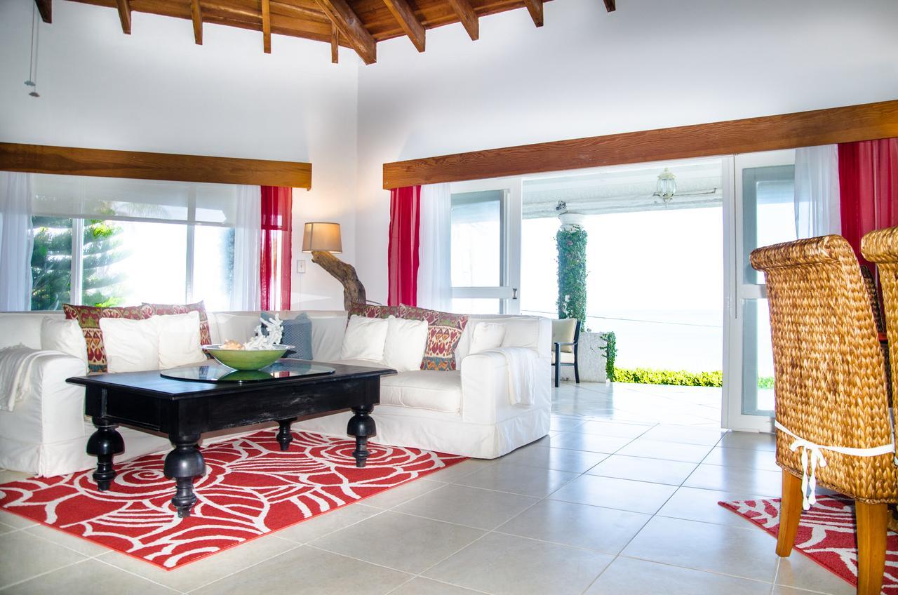 Four Bedroom Oceanfront Villa Nassau Exteriér fotografie