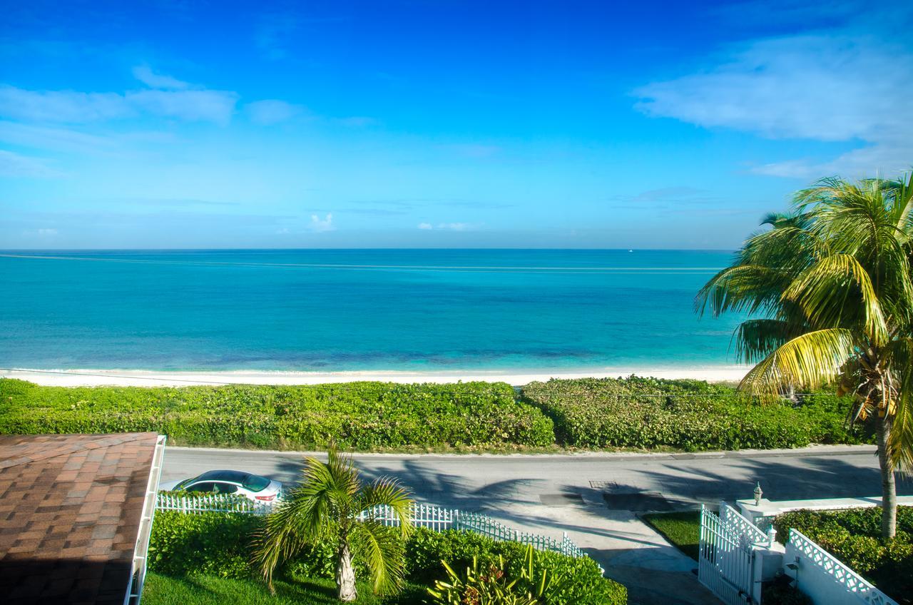 Four Bedroom Oceanfront Villa Nassau Exteriér fotografie