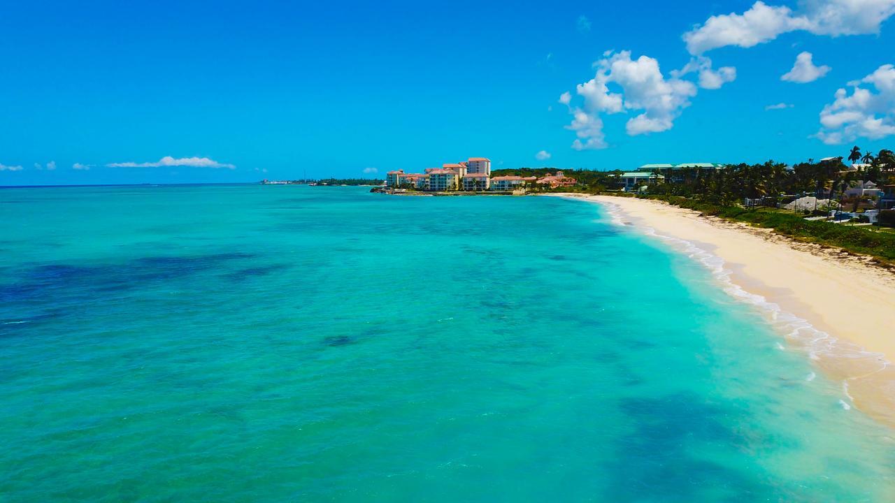 Four Bedroom Oceanfront Villa Nassau Exteriér fotografie