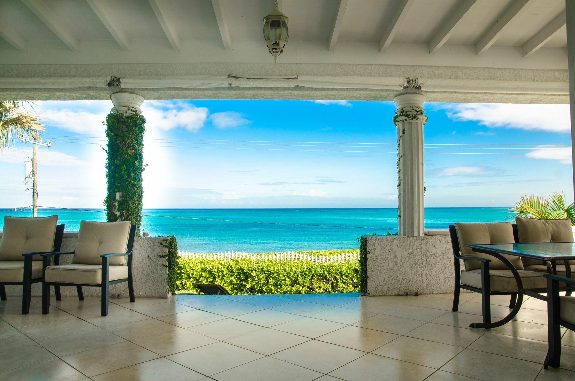 Four Bedroom Oceanfront Villa Nassau Exteriér fotografie